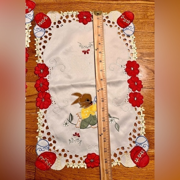 Three appliquéd Bunny placemats Lusterware serving bowl Daffodils Spring Easter - Picture 9 of 16